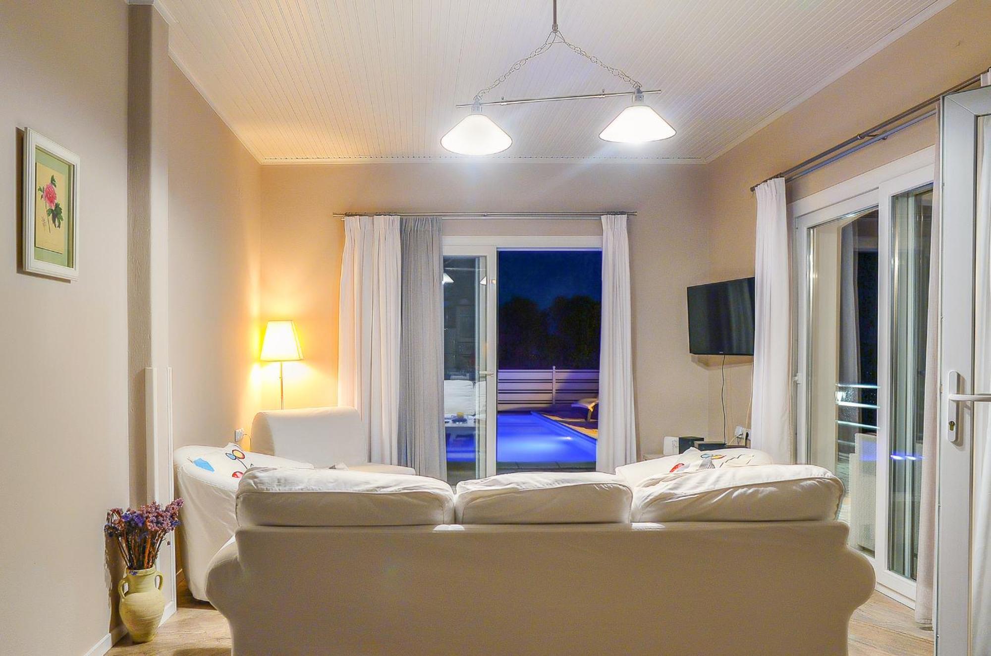 Villa Lioniskari Seaviews - Paxoi'S Private Pool Oasis à Porto Ozias Extérieur photo