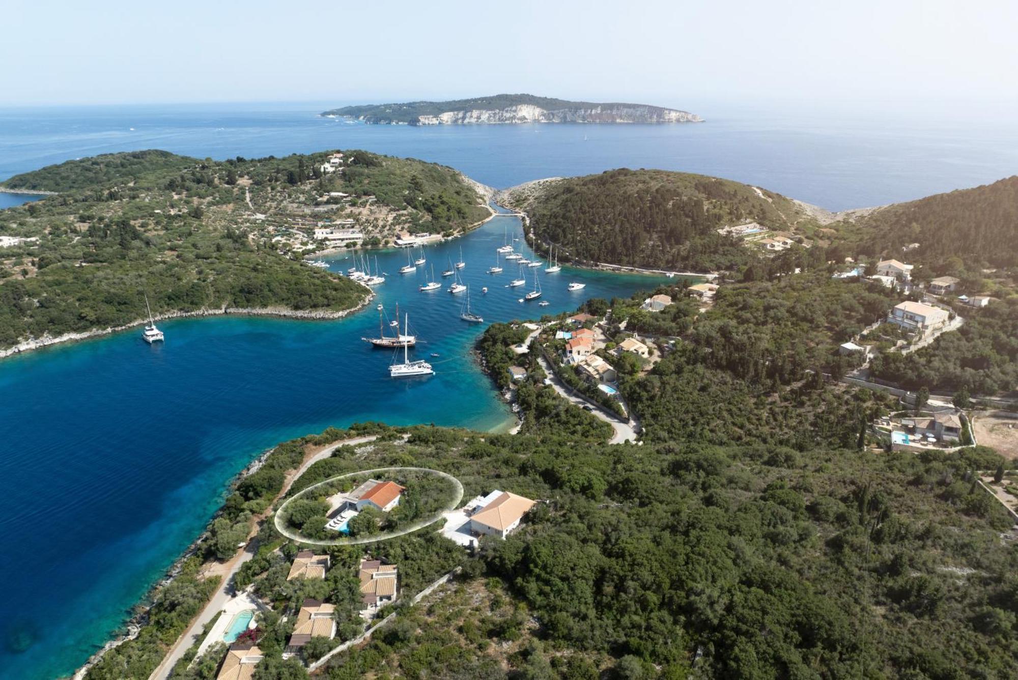 Villa Lioniskari Seaviews - Paxoi'S Private Pool Oasis à Porto Ozias Extérieur photo