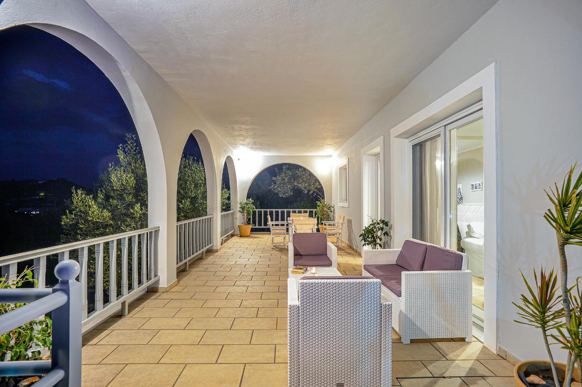 Villa Lioniskari Seaviews - Paxoi'S Private Pool Oasis à Porto Ozias Extérieur photo